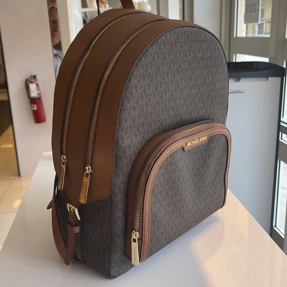 Michael Kors Jaycee Large Zip Pocket Backpack Brown - Picture 9 of 16